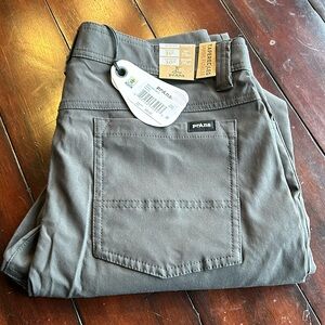 NWT Prana Brion Slim Pant II 31x30 - only tried on, never worn